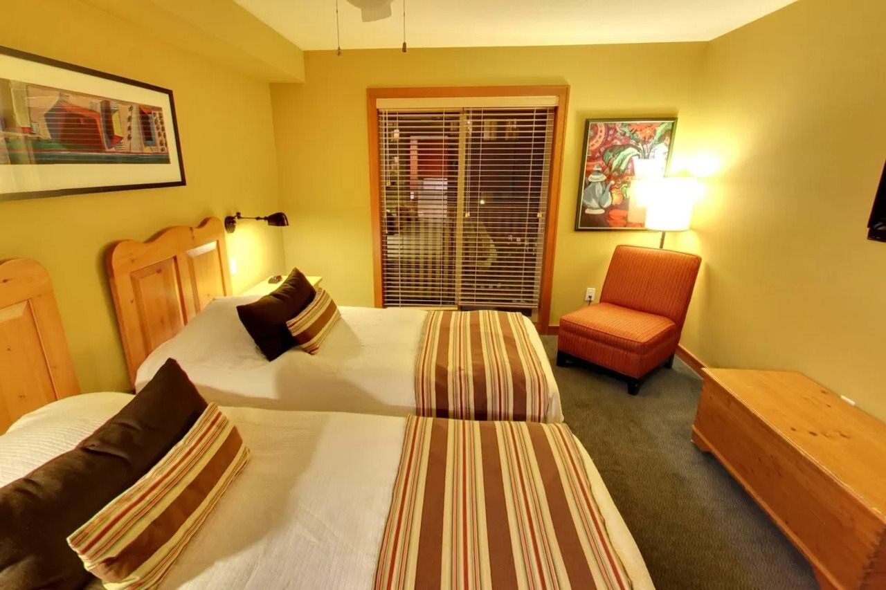 Hilton Grand Vacations Club Whistler Hotel Bagian luar foto